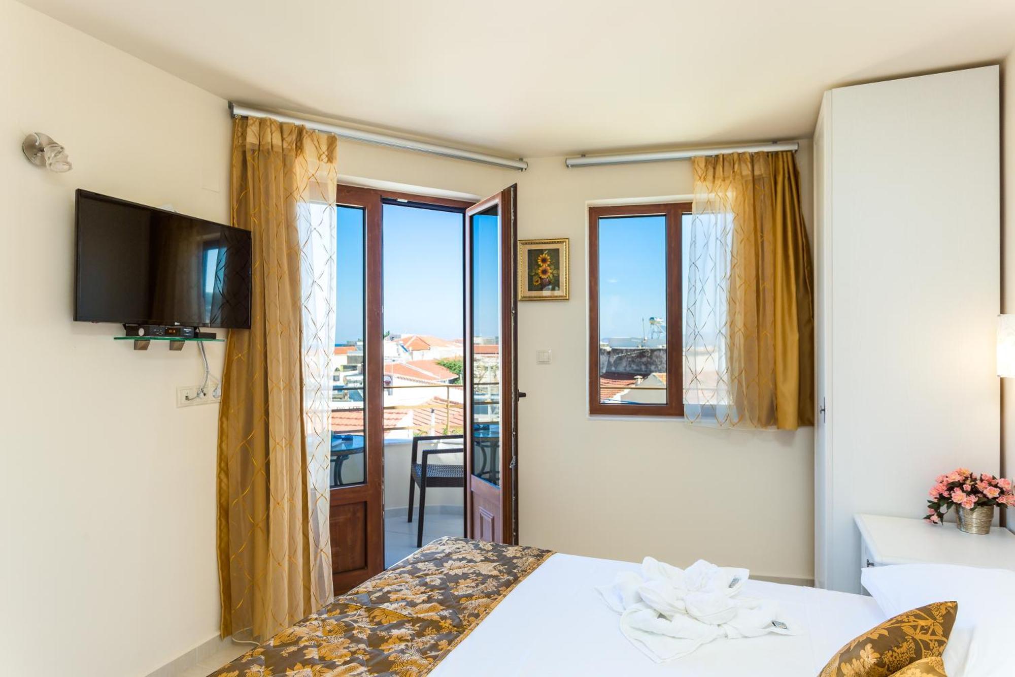 ريثيمنو Polyxenia Suites المظهر الخارجي الصورة