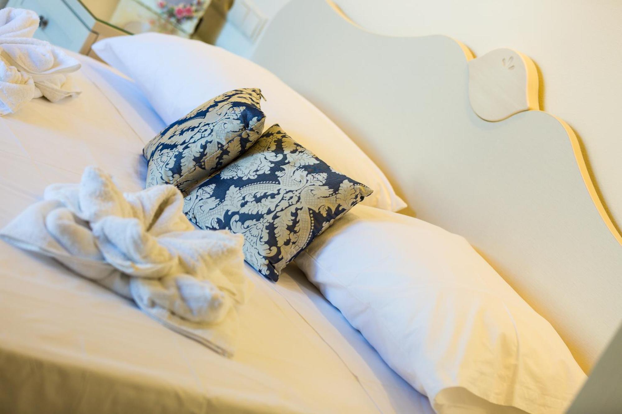 ريثيمنو Polyxenia Suites المظهر الخارجي الصورة