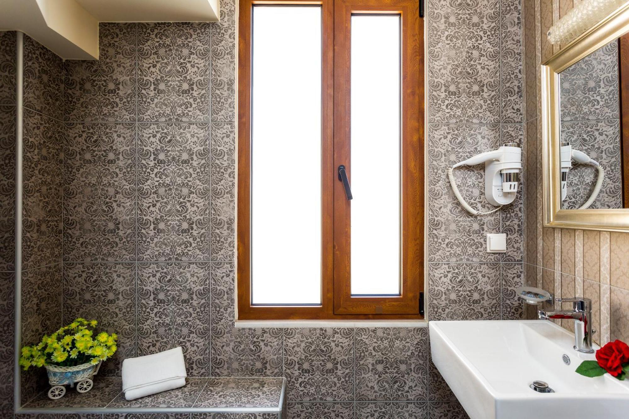 ريثيمنو Polyxenia Suites المظهر الخارجي الصورة